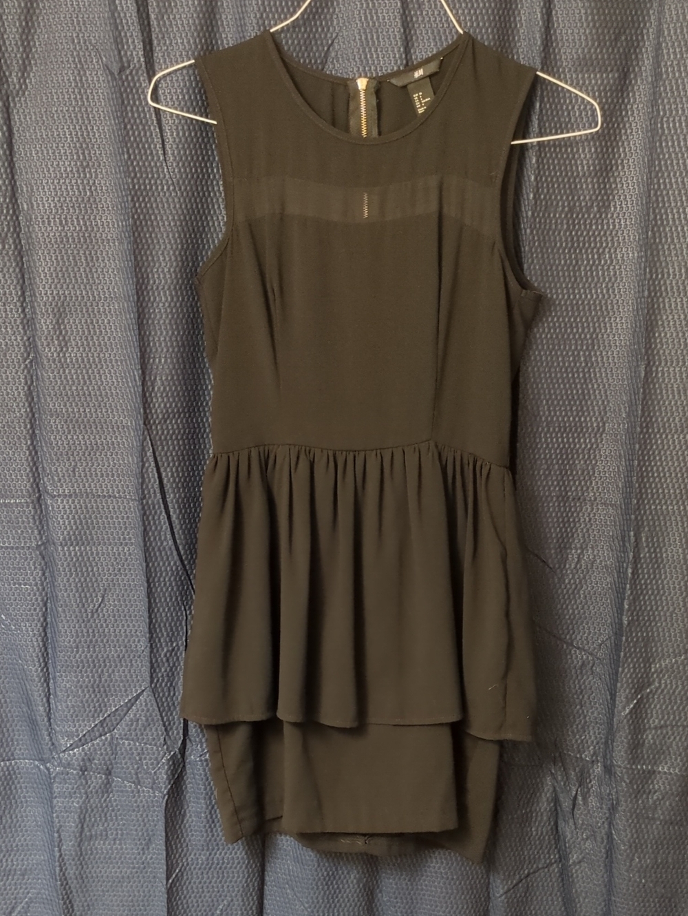 H&M Black High-Low Sleeveless Peplum Dress